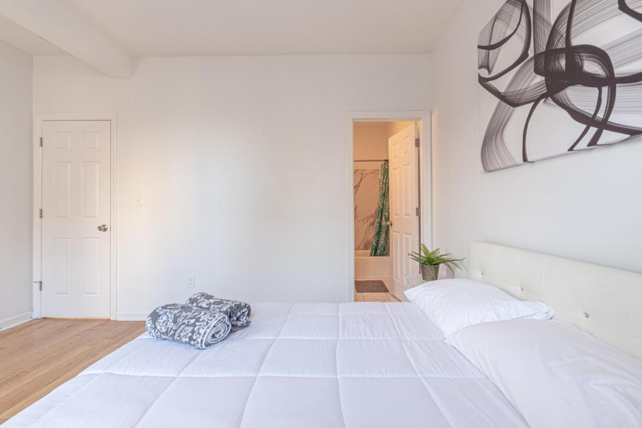 Tranquil Town House With Parking And Laundry - Just 25 Minutes To Time Square! Vila Jersey City Exterior foto